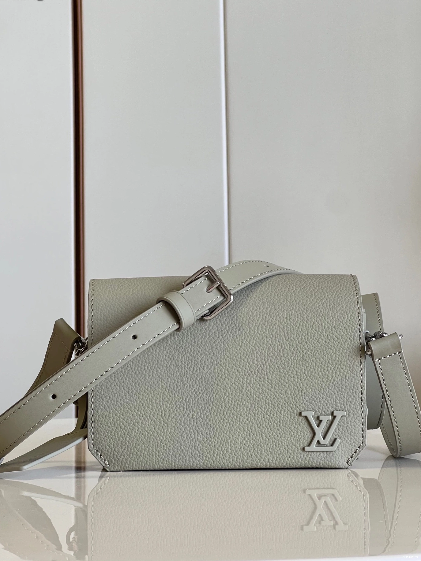Frstbag ru VUITTON Wallet LOUIS Wearable Fastline 0809
